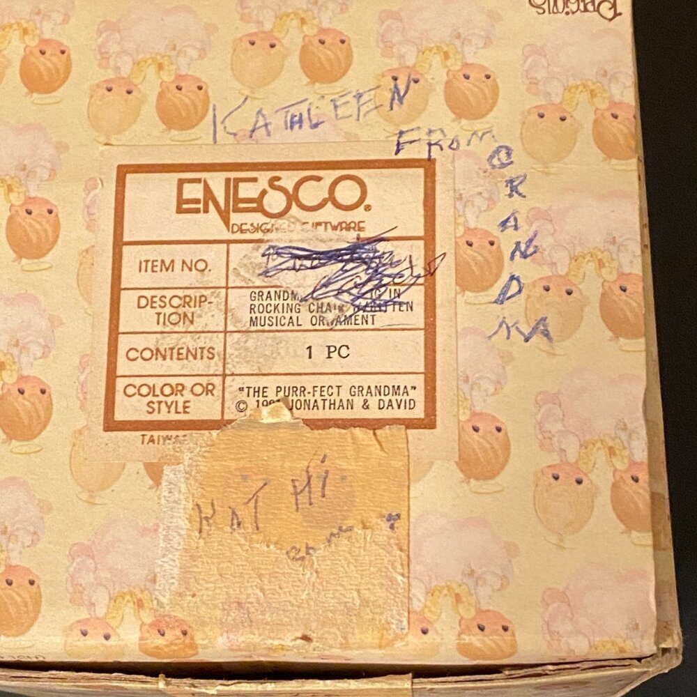 Vintage The Purrfect Grandma Precious Moments ALWAYS IN MY HEART Music Box 1981 - Picture 11 of 11